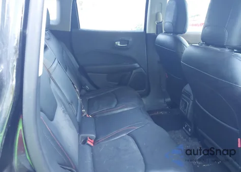 2018 Jeep Compass Trailhawk 4X4 from USA, damaged, VIN 3C4NJDDB9JT187541